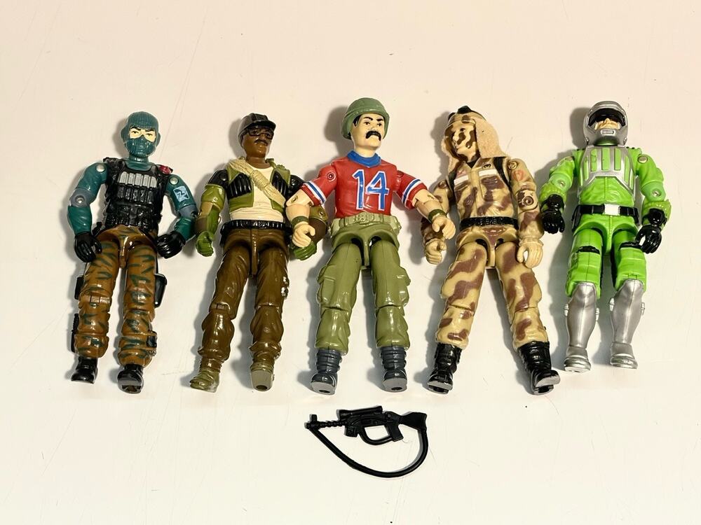 Vintage Lot 6 GI Joe Action Figures One Accessory (0114)